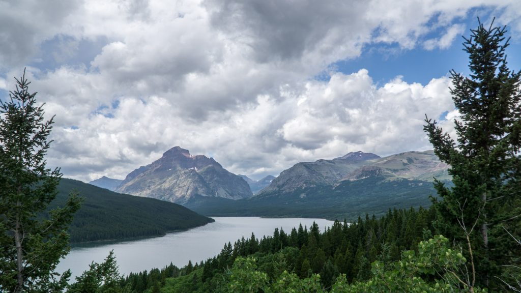 A view from along the Going To The Sun road