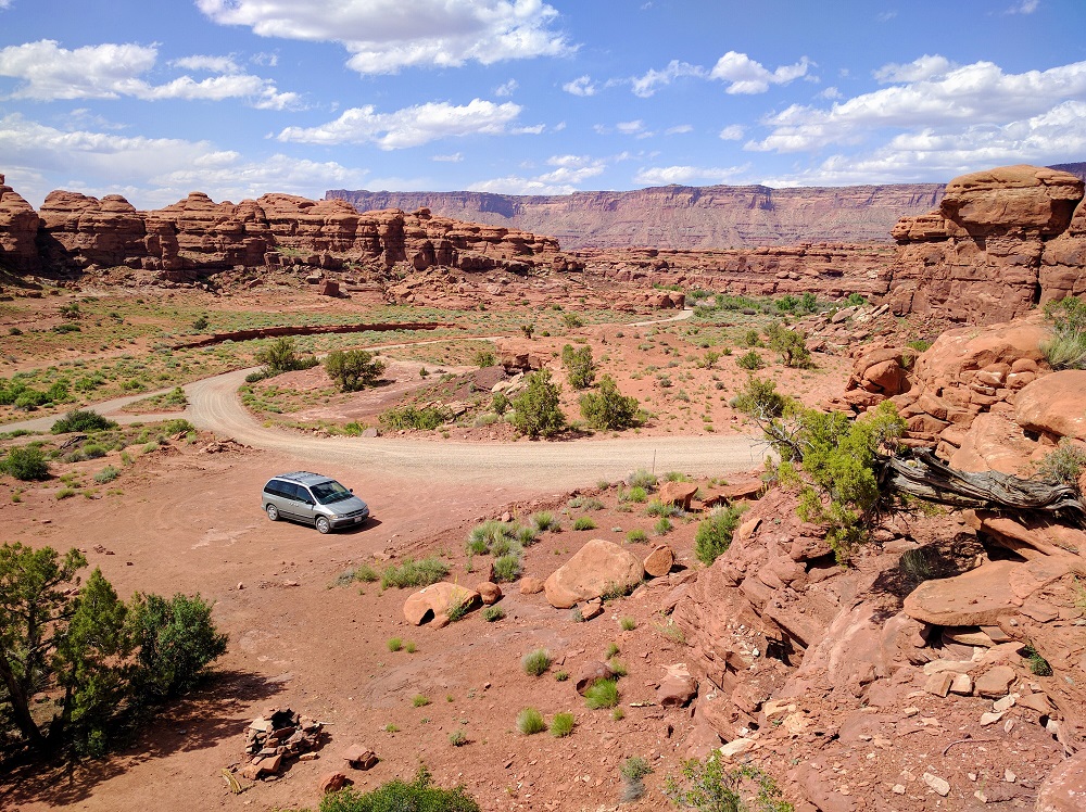 The Resume Gap van in Canyonlands