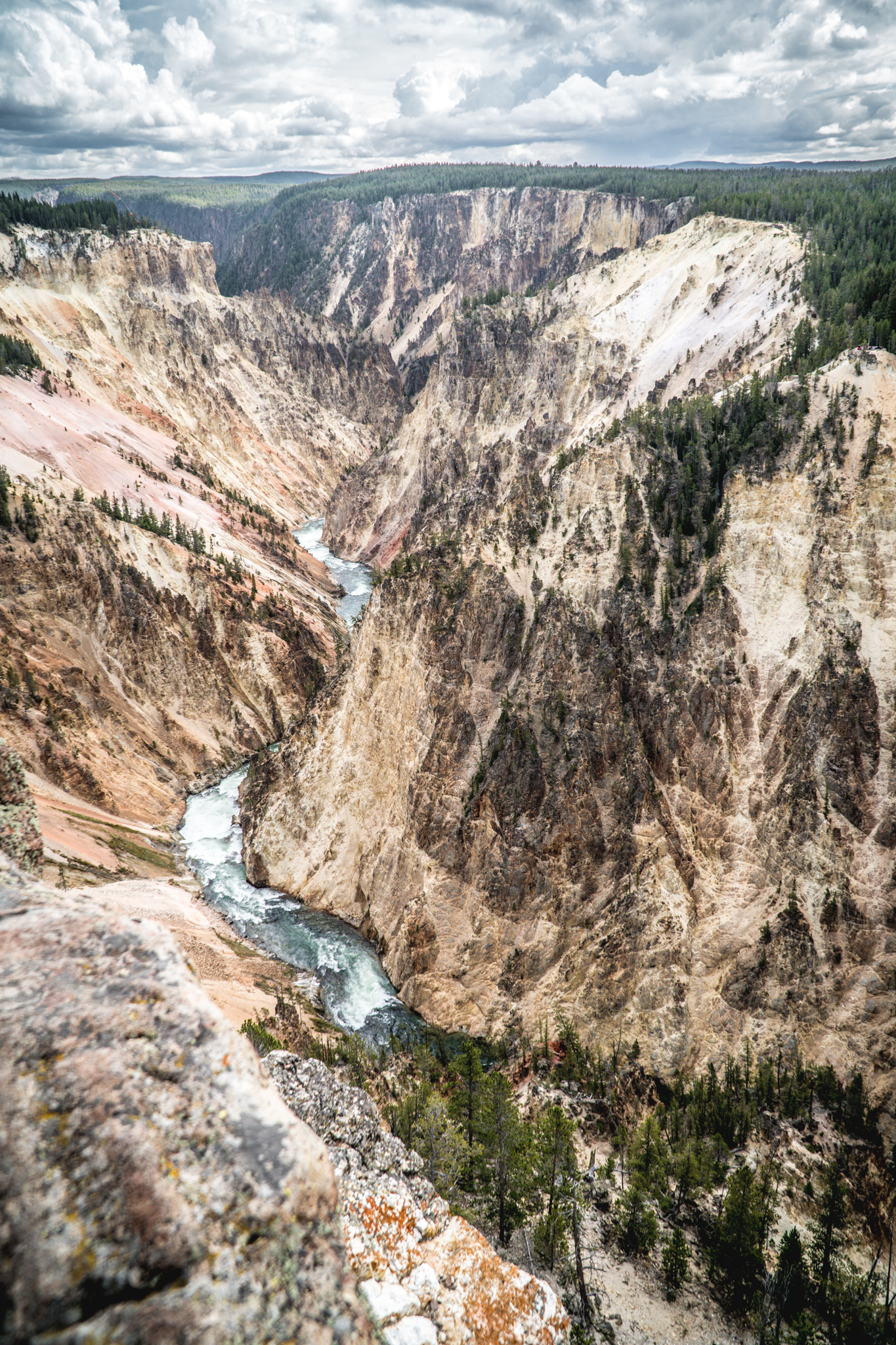 Christmas Week in Photos The Grand Canyon of Yellowstone